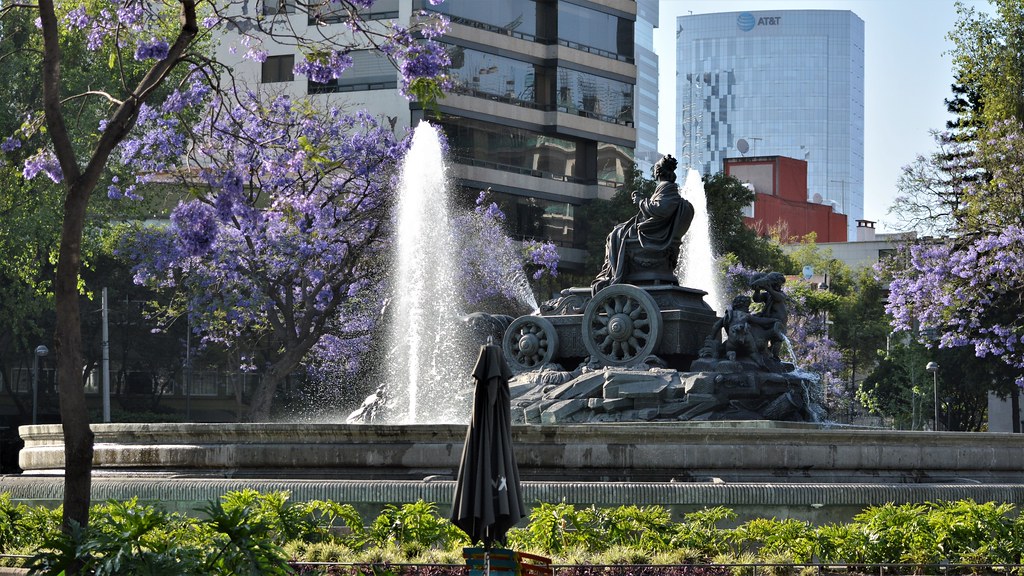 Medellín Mayoral Candidates Focus on Social Services Expansion Ahead of 2026 Election